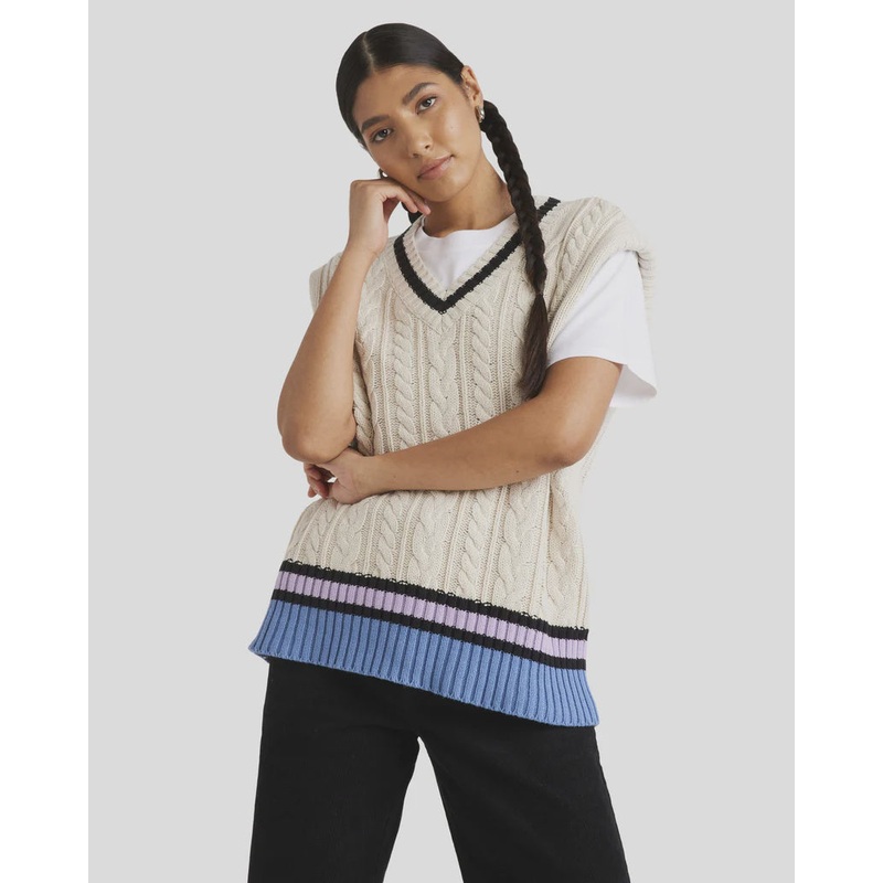 Weekend Cable Knit Vest