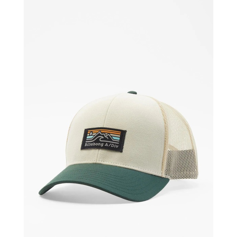 Walled Adiv Trucker