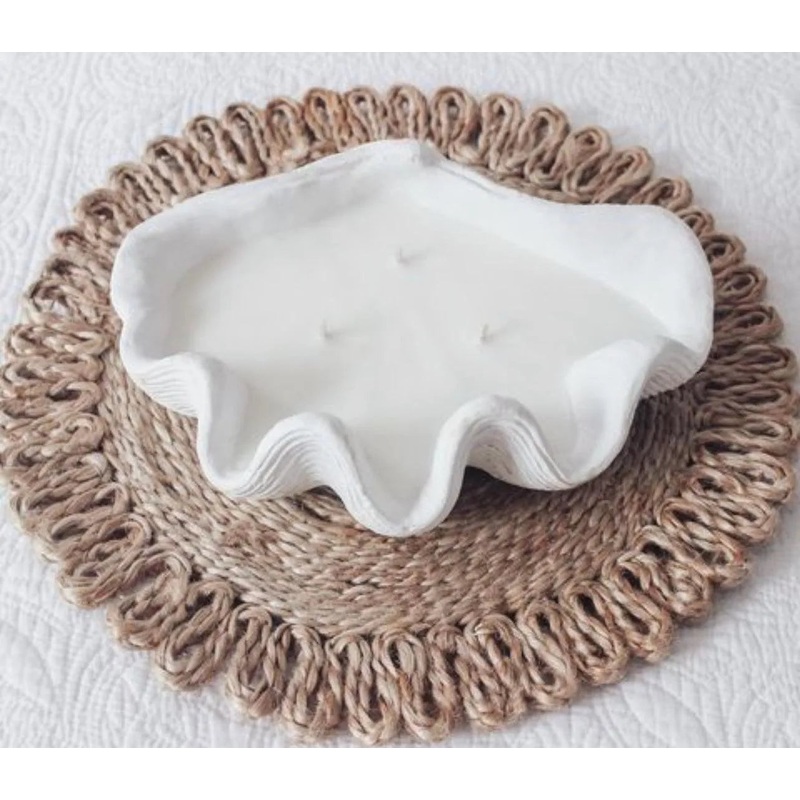 Wynter & Co Clam Shells Candle