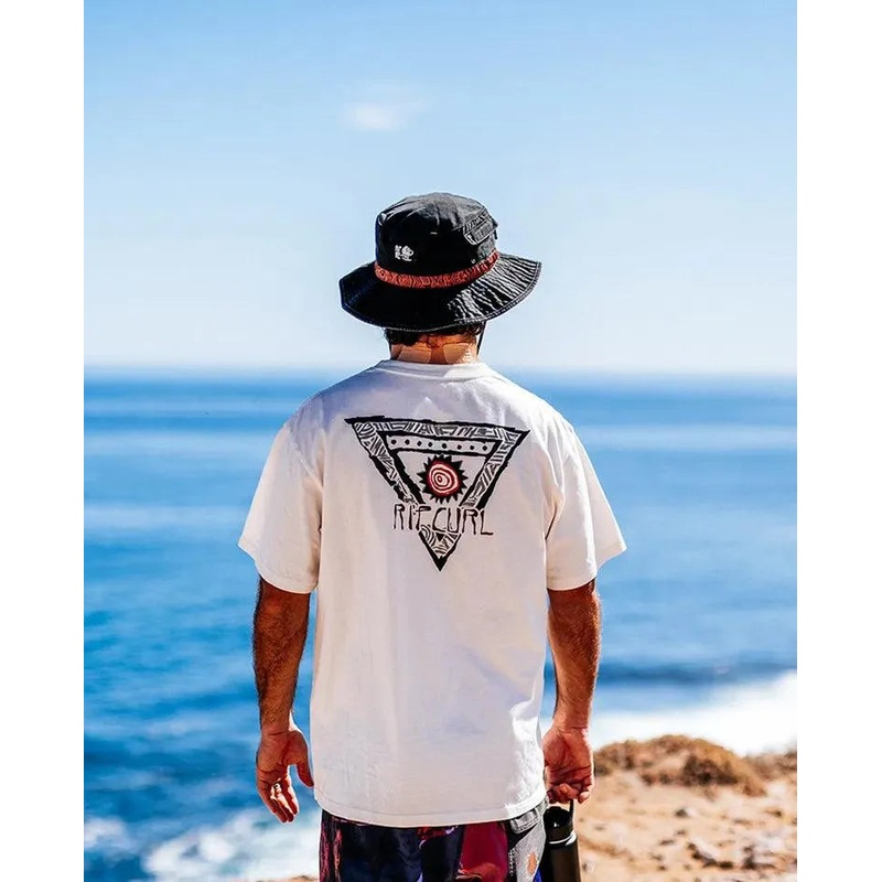 Archive Red Bluff Tee