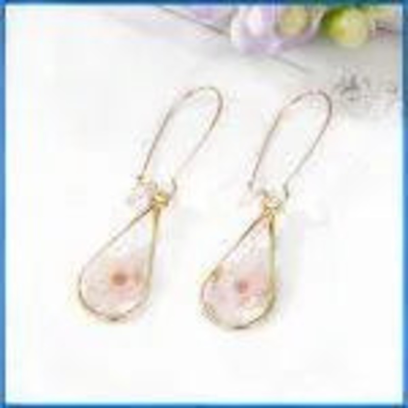 DAINTY GLITTER & DRIED PINK FLOWER EARRINGS