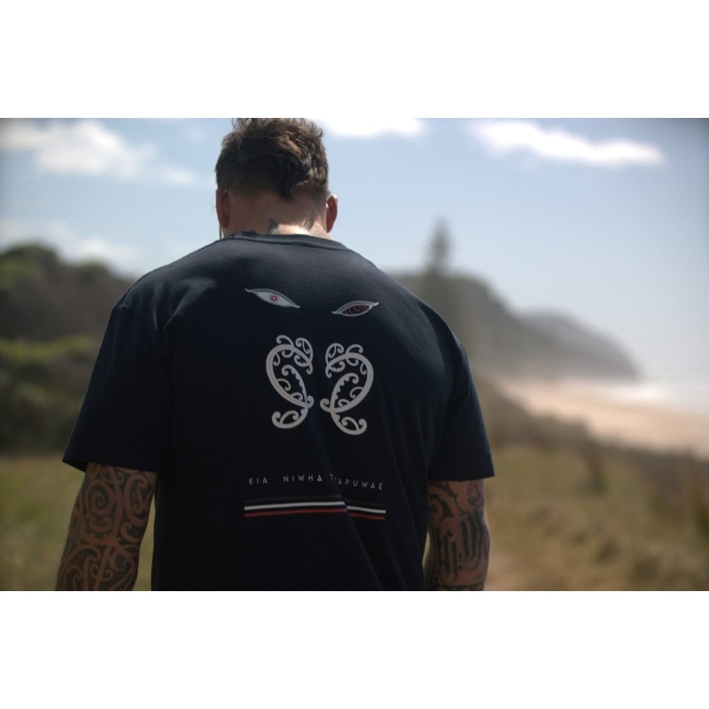Wai-Tai Mens Tipua Tee