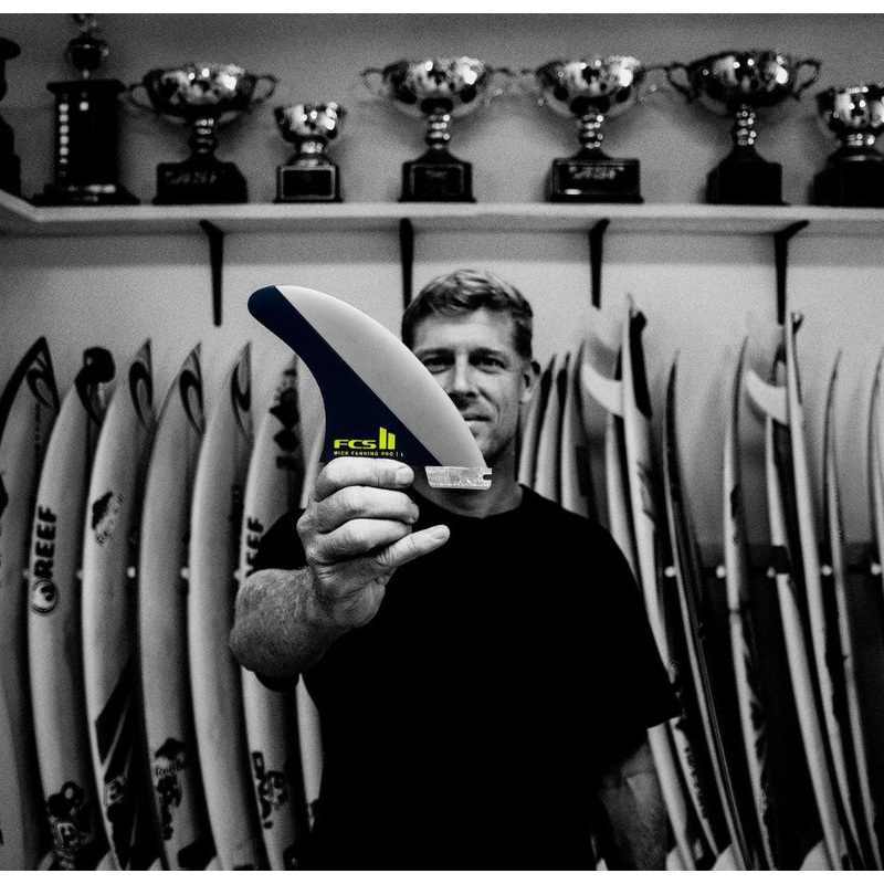 FCS II Mick Fanning Performance Glass Tri Fin Set - large