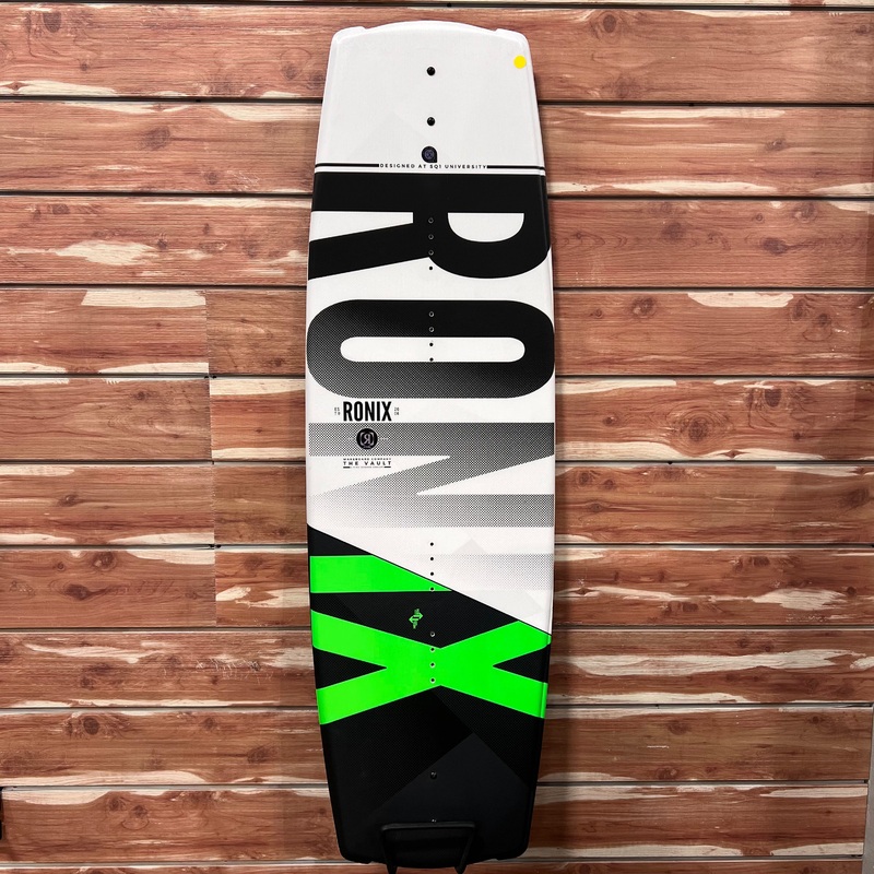 Ronix Vault Wakeboard 2021 BLEM