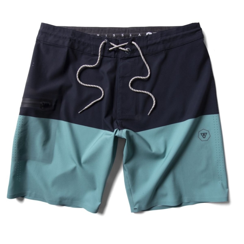 Vissla High Seas 18.5" Boardshort in Dark Naval