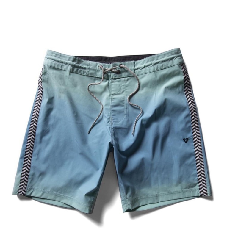 Vissla Woodside Overspray 17.5" Boardshorts in Jade