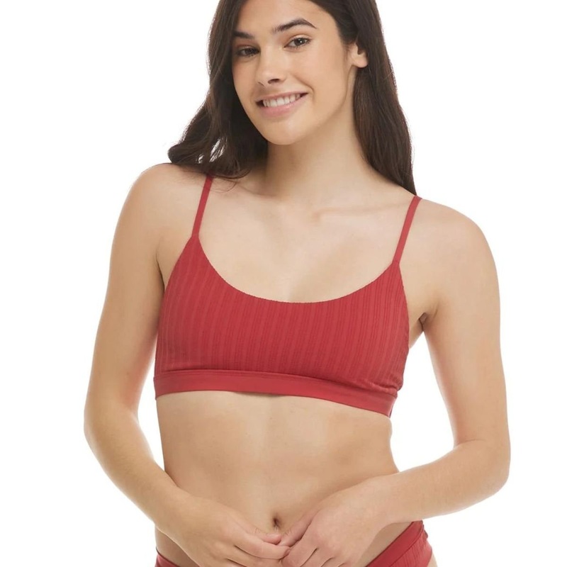 Body Glove Senses Aro in Cherry