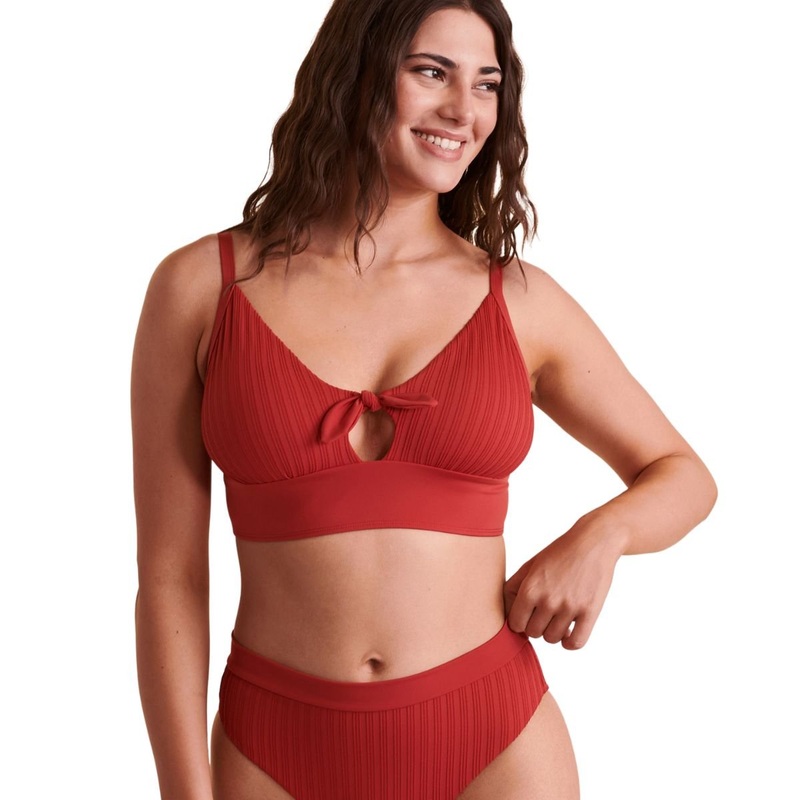 Body Glove Senses Olivia in Cherry