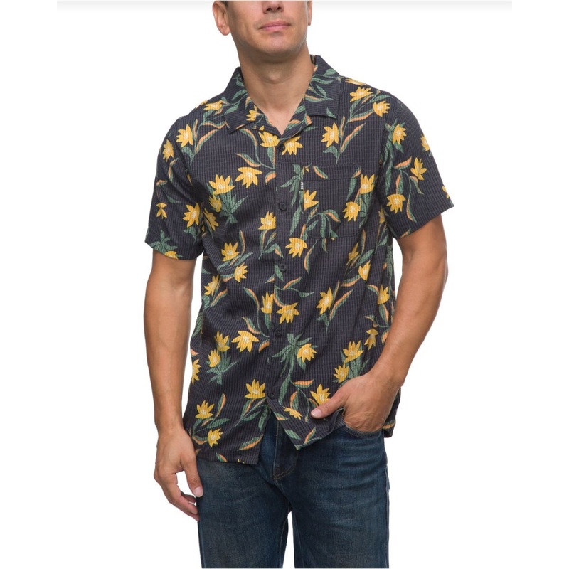 Reef Blake Short Sleeve Woven Men's Top in Caviar