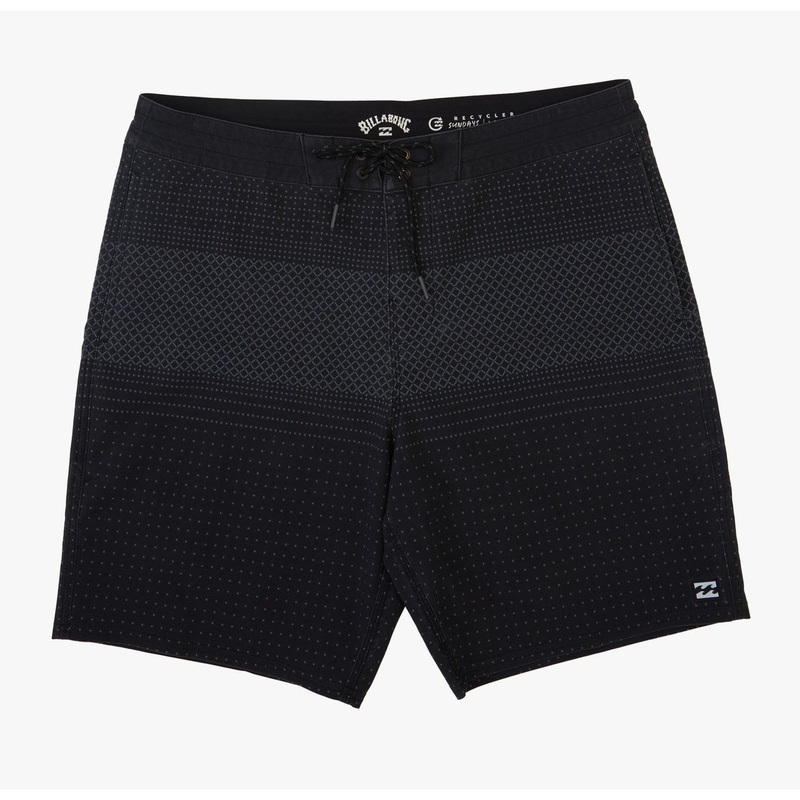 BILLABONG BOYS TRIBONG 19" BOARD SHORT