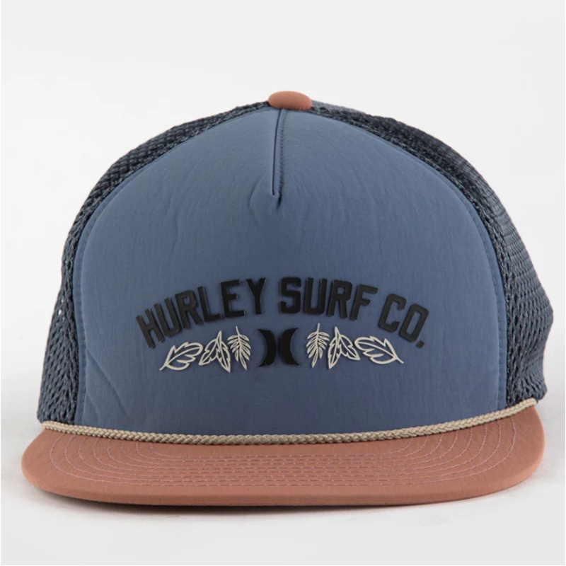 Riviera Trucker
